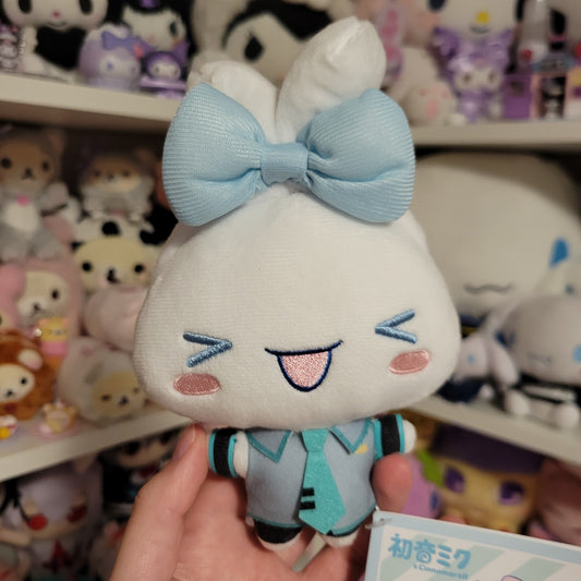 Hatsune Miku x Cinnamoroll Small Keychain Plush (Cinna Ears Up Ver)