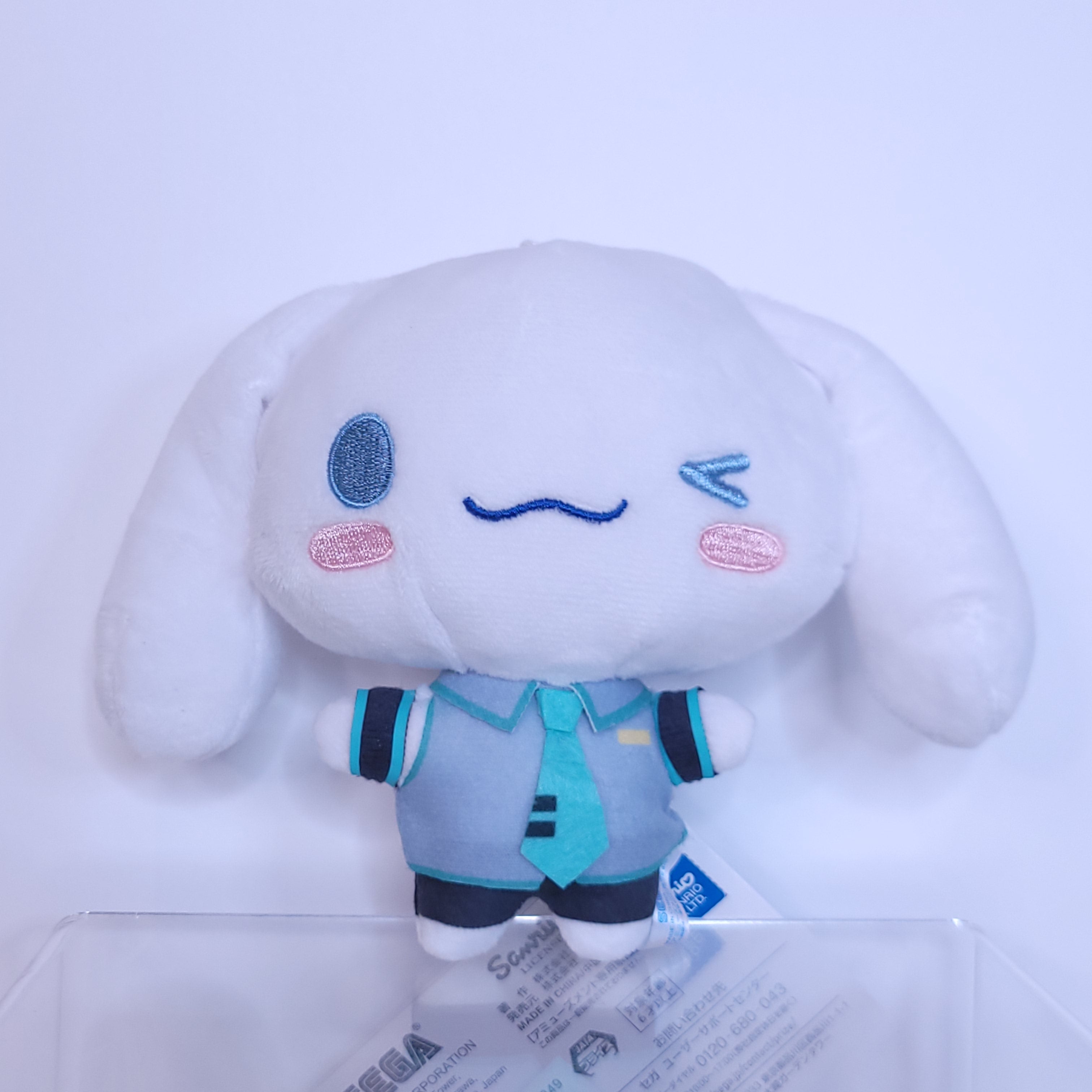 Hatsune Miku x Cinnamoroll Small Keychain Plush (Cinna Wink Ver) –  NatsPlushies