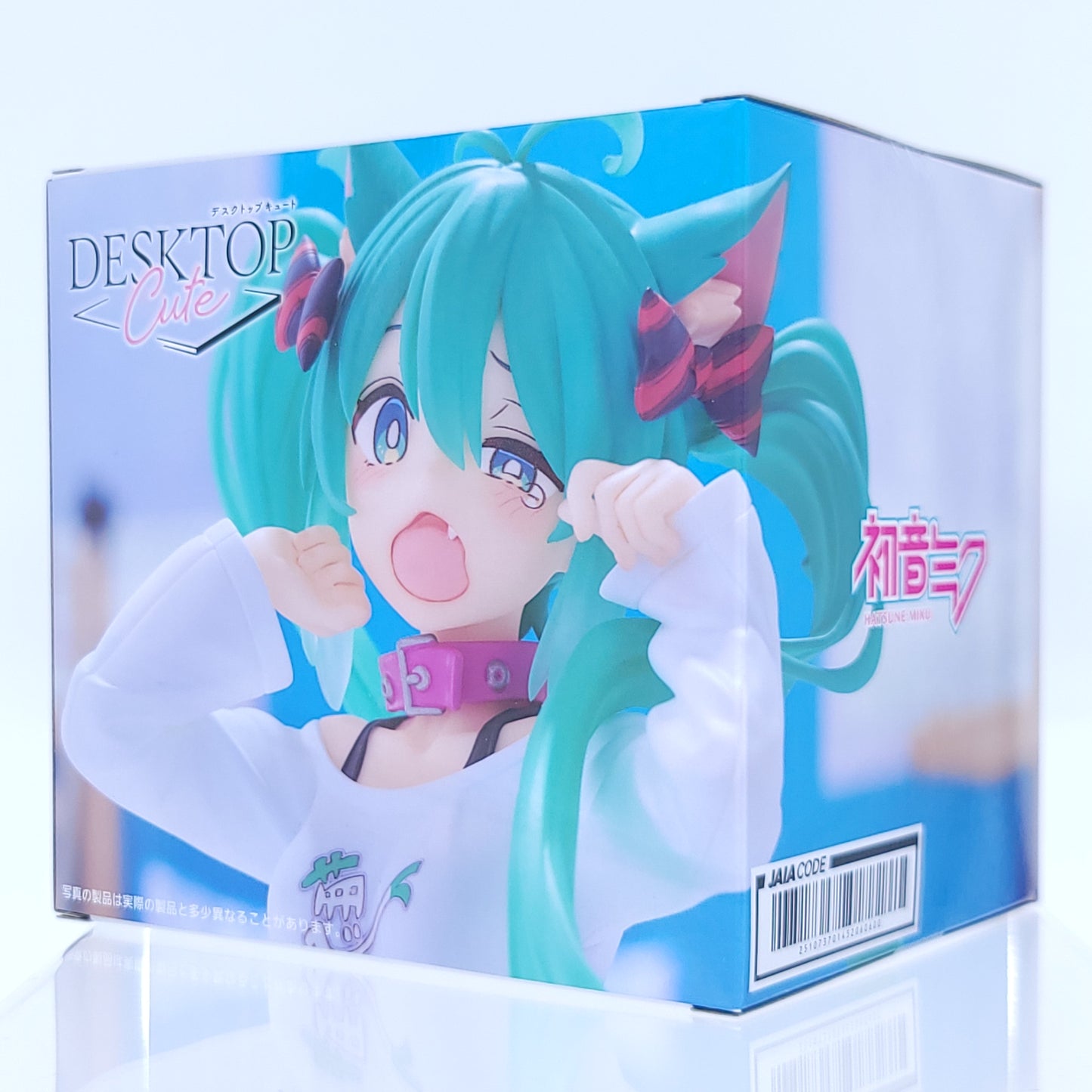 Hatsune Miku Desktop Cute Figure Cat Ears Nekomimi & T-Shirt Ver AUTHENTIC