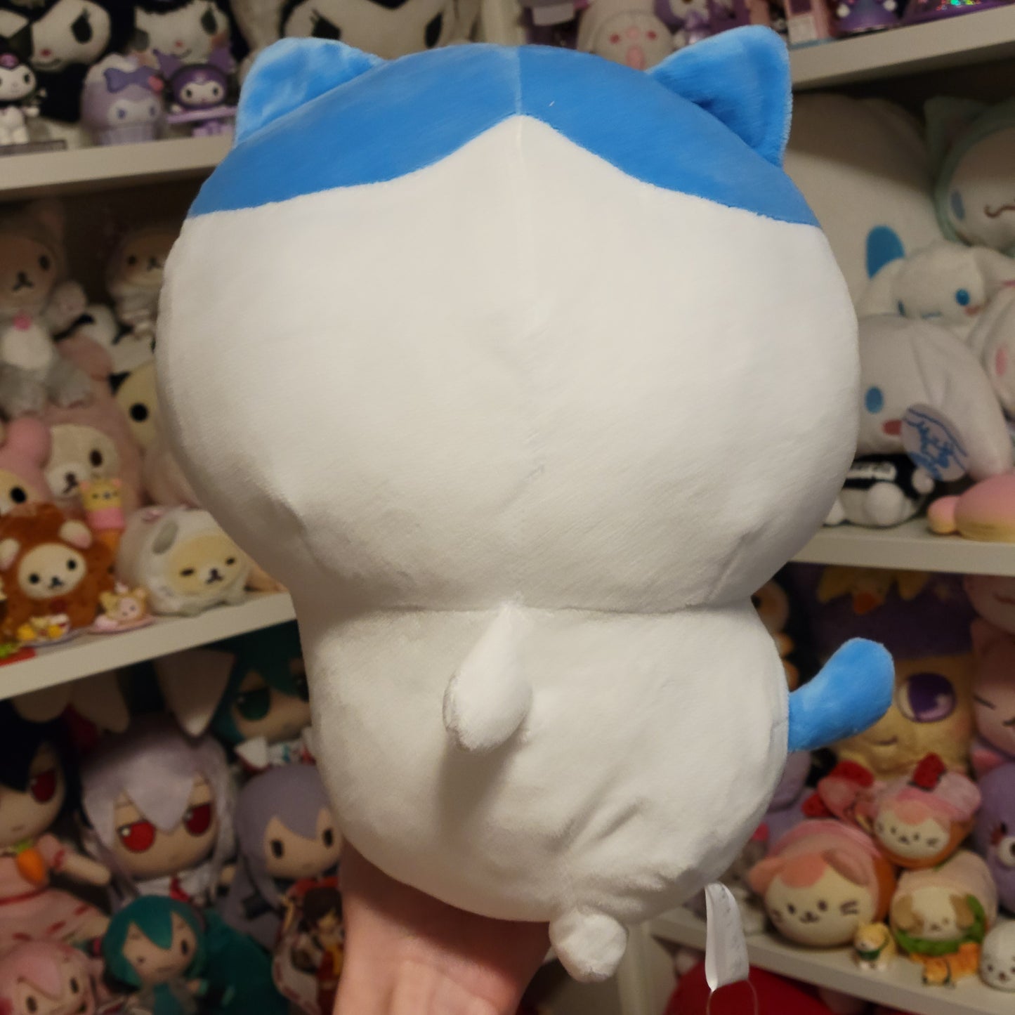 Chiikawa Hachiware Oshiri Furifurifuri Plush Authentic Japan